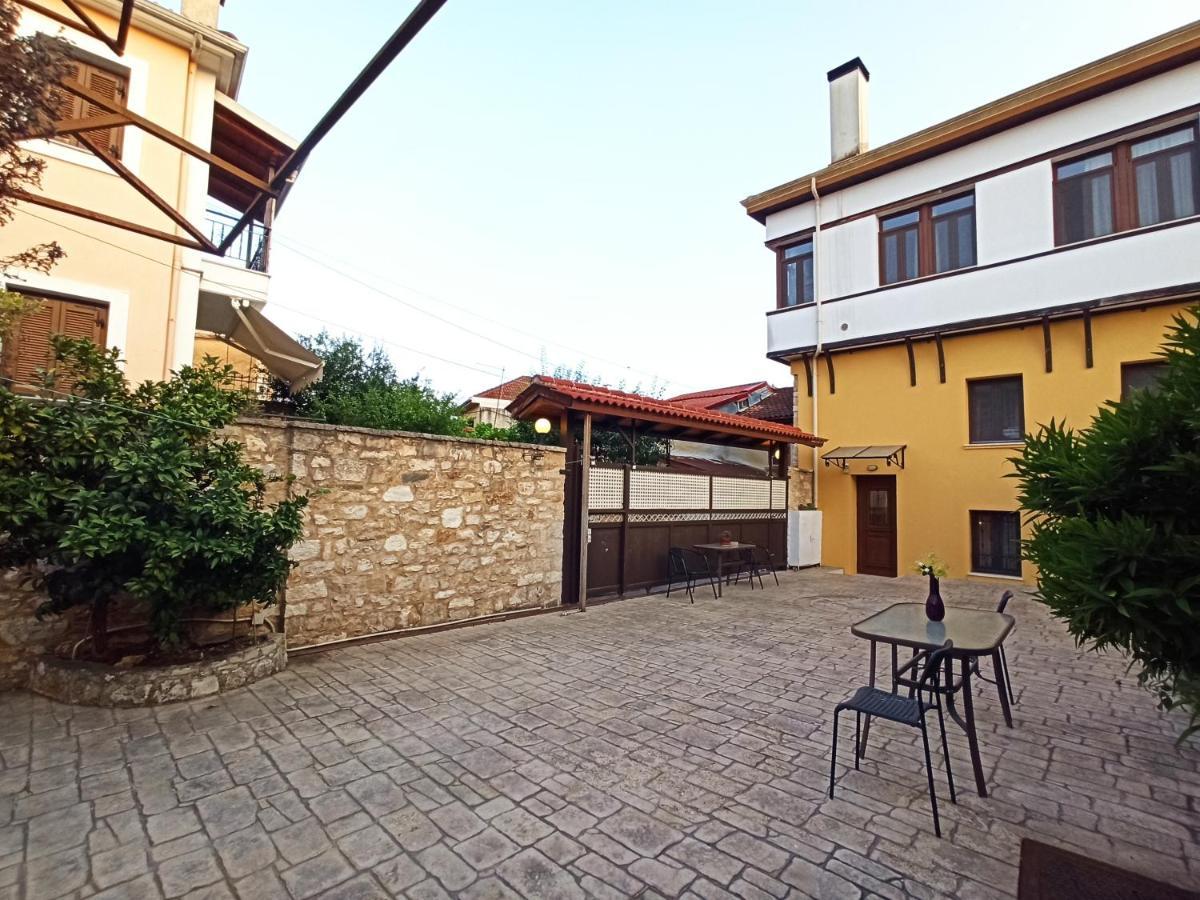 To Agioklima Hotel Ioannina Eksteriør billede
